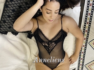 Anneliens