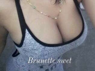 Brunette_swet