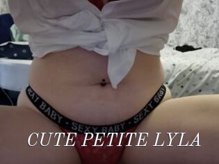 CUTE_PETITE_LYLA