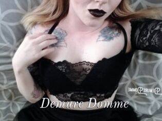 Demure_Domme