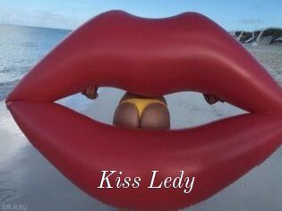 Kiss_Ledy