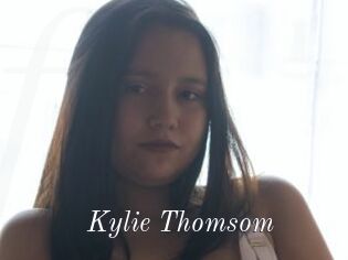 Kylie_Thomsom