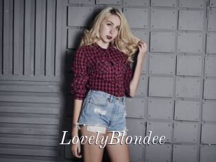 LovelyBlondee