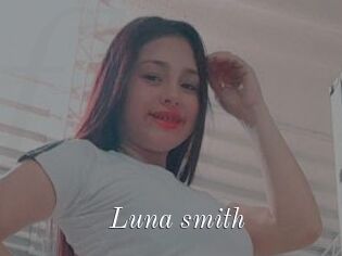 Luna_smith