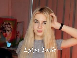 Lylya_Toxic