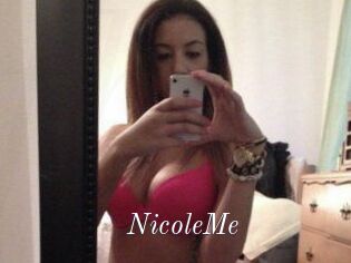 NicoleMe